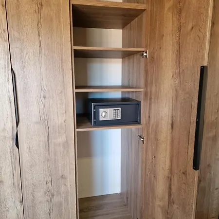 Aparthotel Lfci -